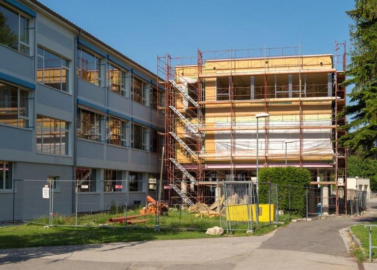 Zweigeschossiger Holzbau Neue Mittelschule Rosental Eisenstadt